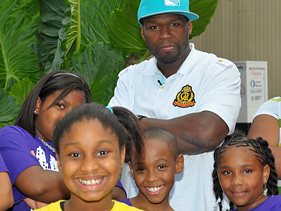 50 Cent выступил на 'Семейном Дне' в Луна-парке